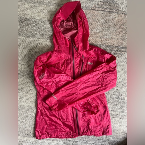 Helium 2 UL Rain Shell - Picture 1 of 8